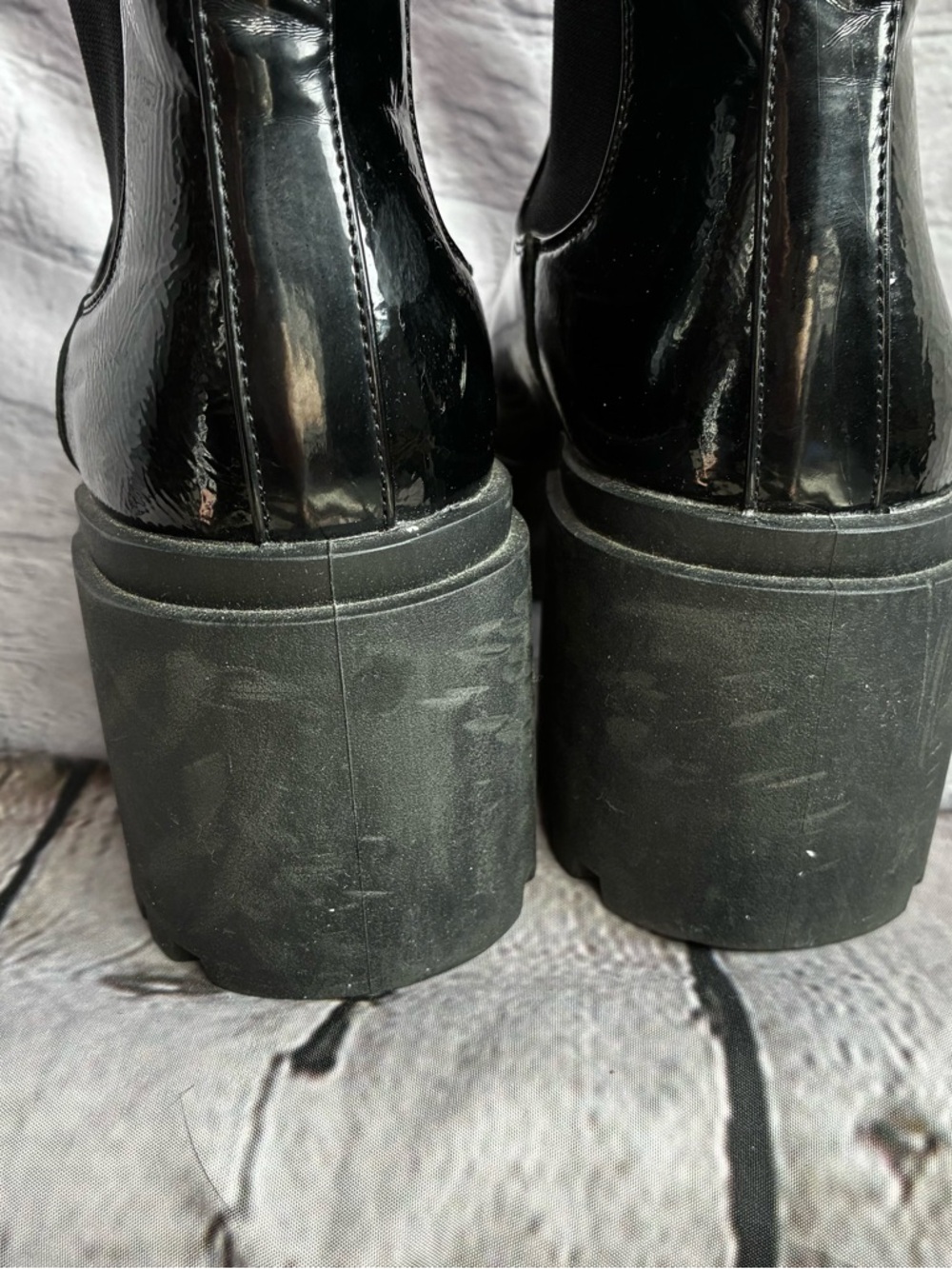 Diba Women’s Black Patent Chelsea Lug Sole Chunky Block Heel Pull On Boots 9.5 - Picture 6 of 14